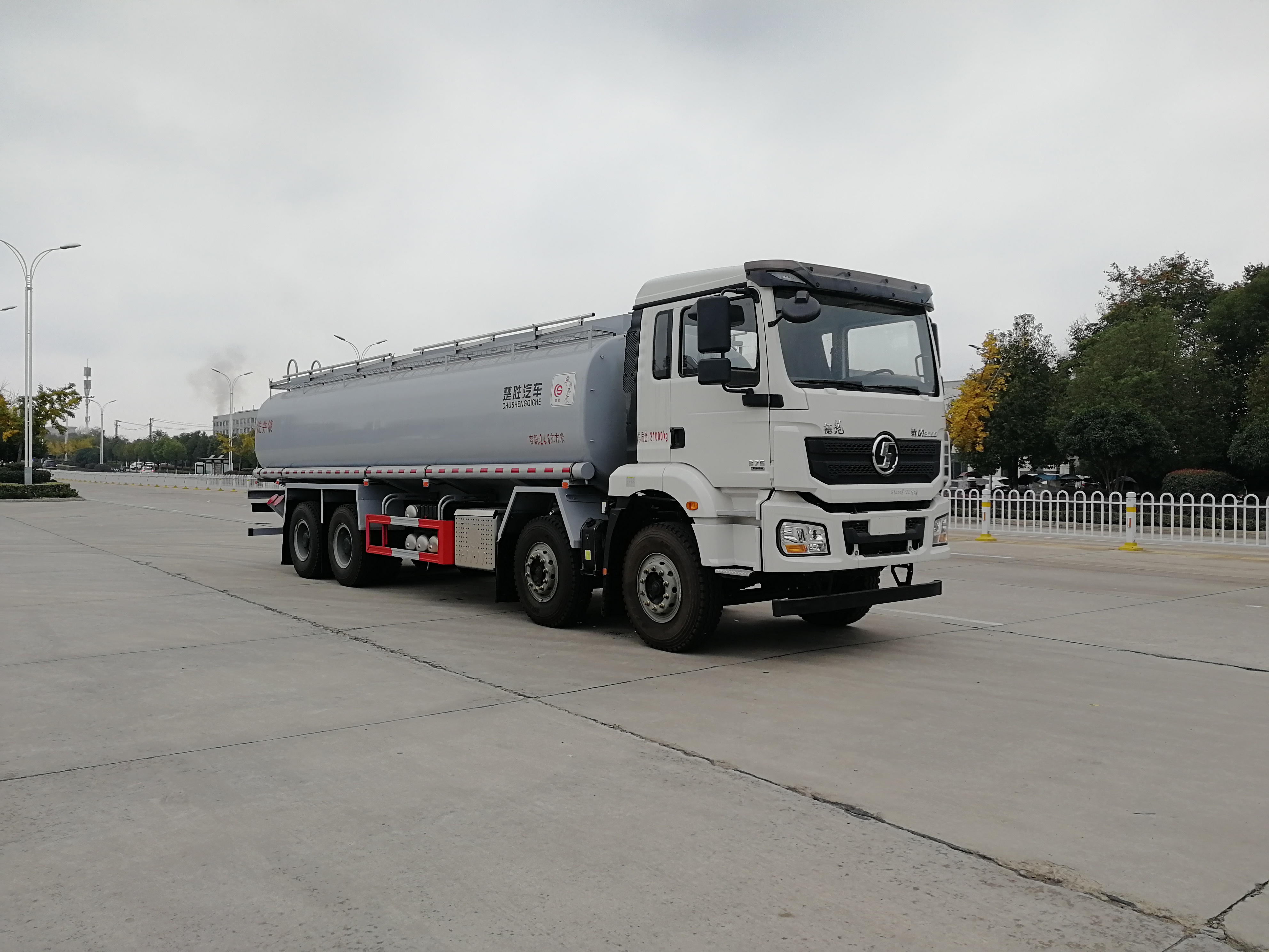 供液車，供液車廠家，專用車廠家，楚勝集團